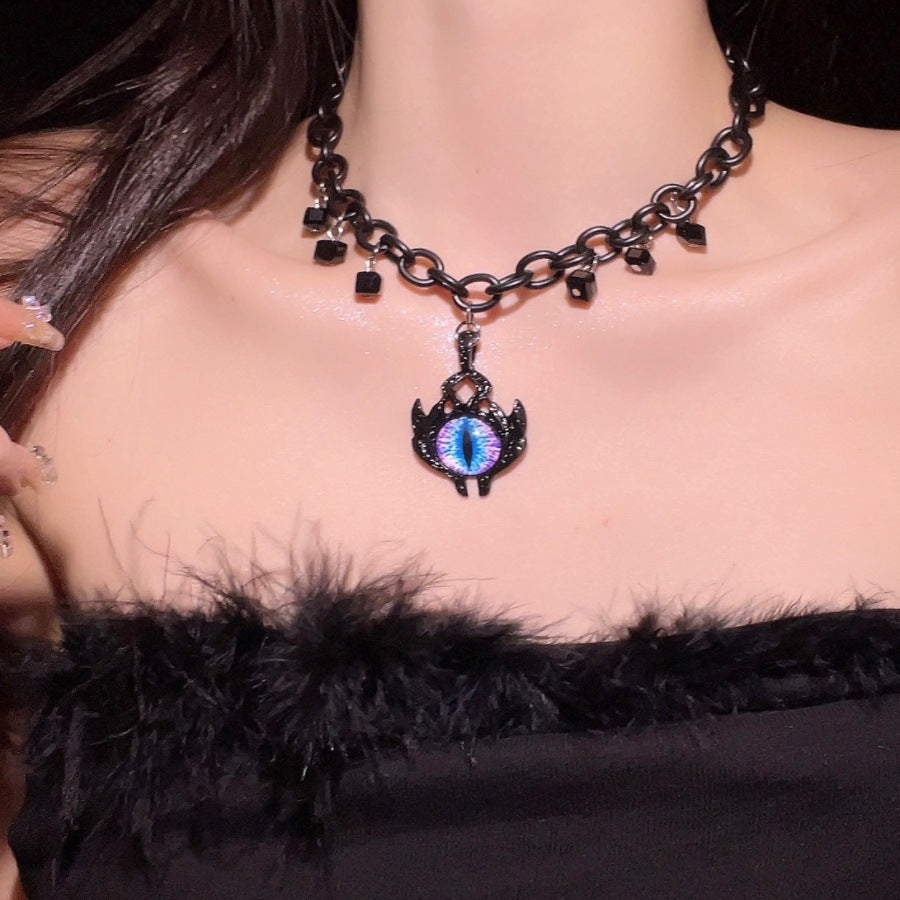 Dark Style Demon Eye Necklace Niche Hip Hop Choker Design High-End Clavicle Chain