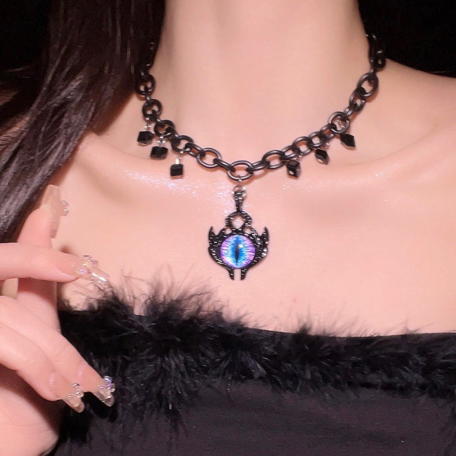 Dark Style Demon Eye Necklace Niche Hip Hop Choker Design High-End Clavicle Chain